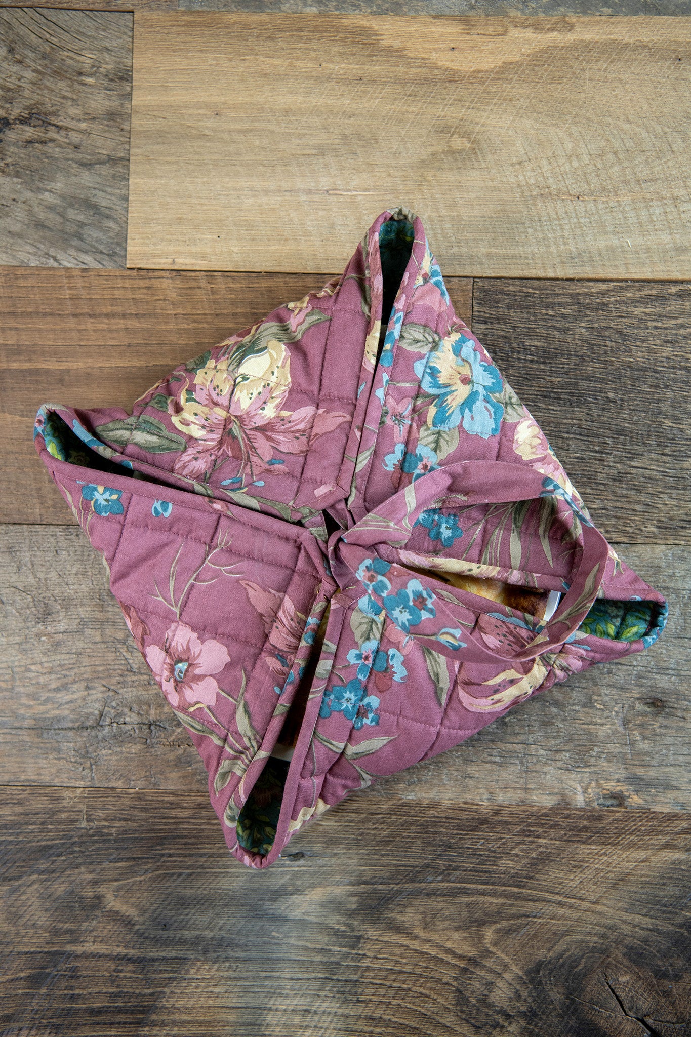 Cottagecore Patchwork Easy-As-Pie Carrier