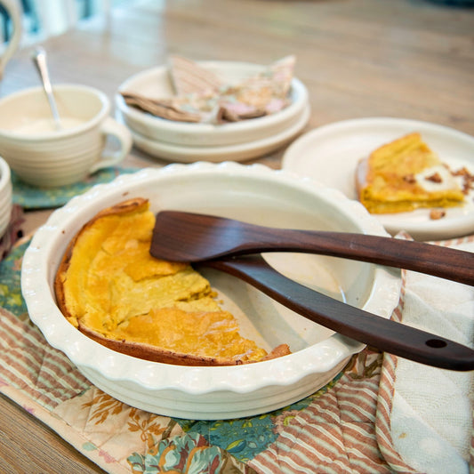 Prairie Linen Deep Dish Round Baker