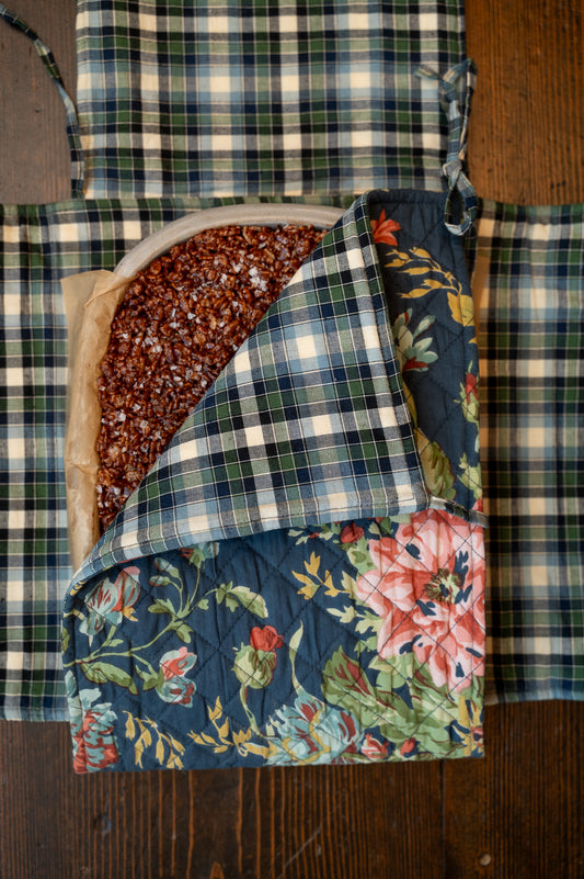 Eternal Rose Casserole Carrier