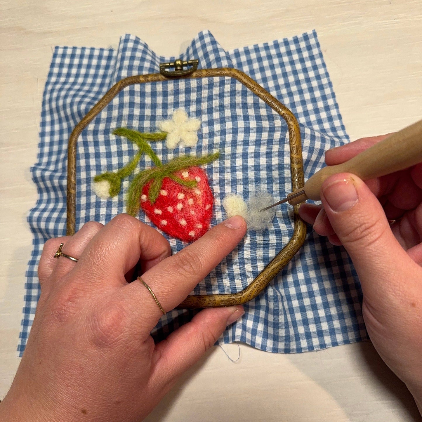 Berry Sweet Painting With Wool Kit