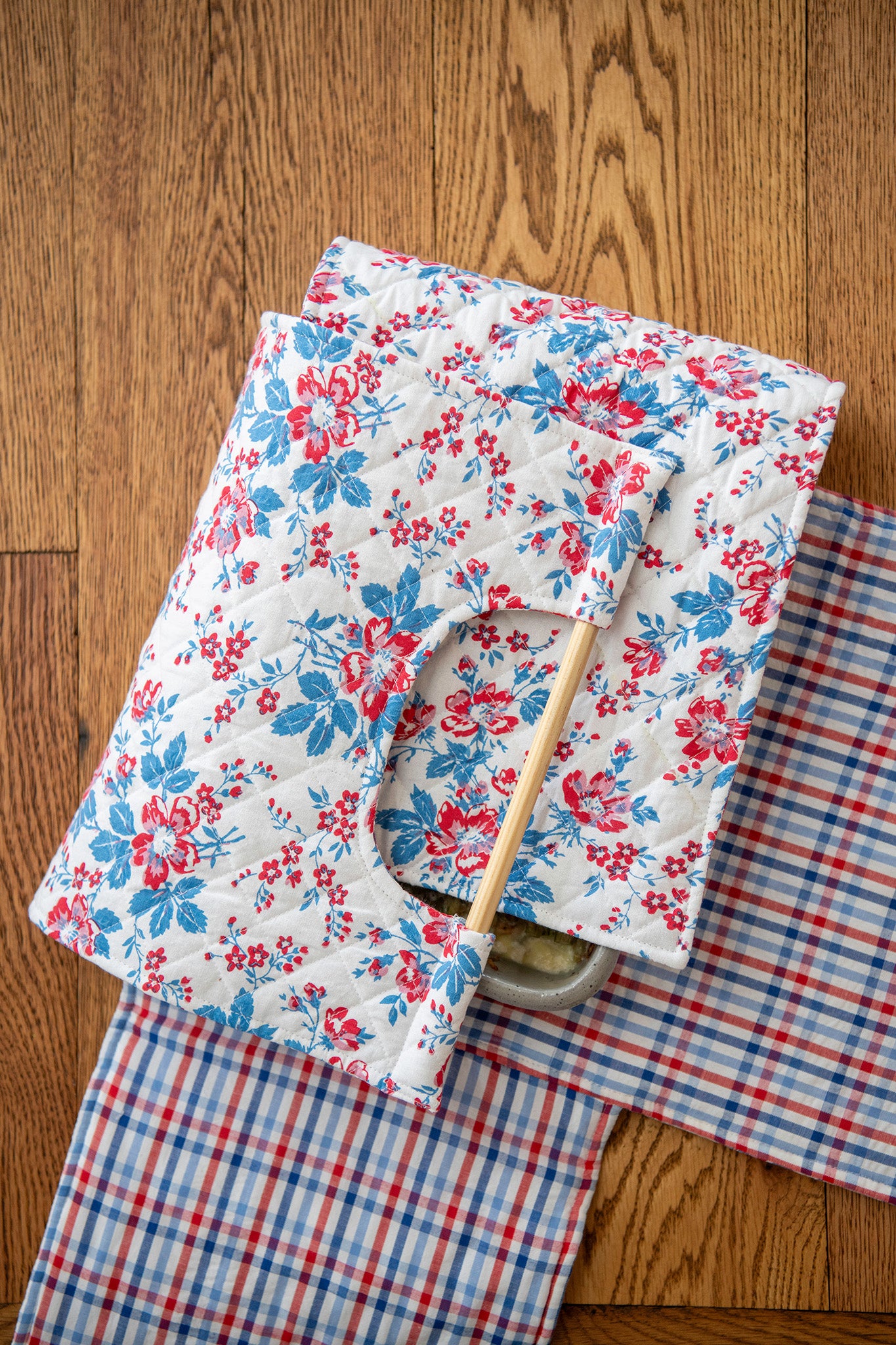 Magnolia Casserole Carrier