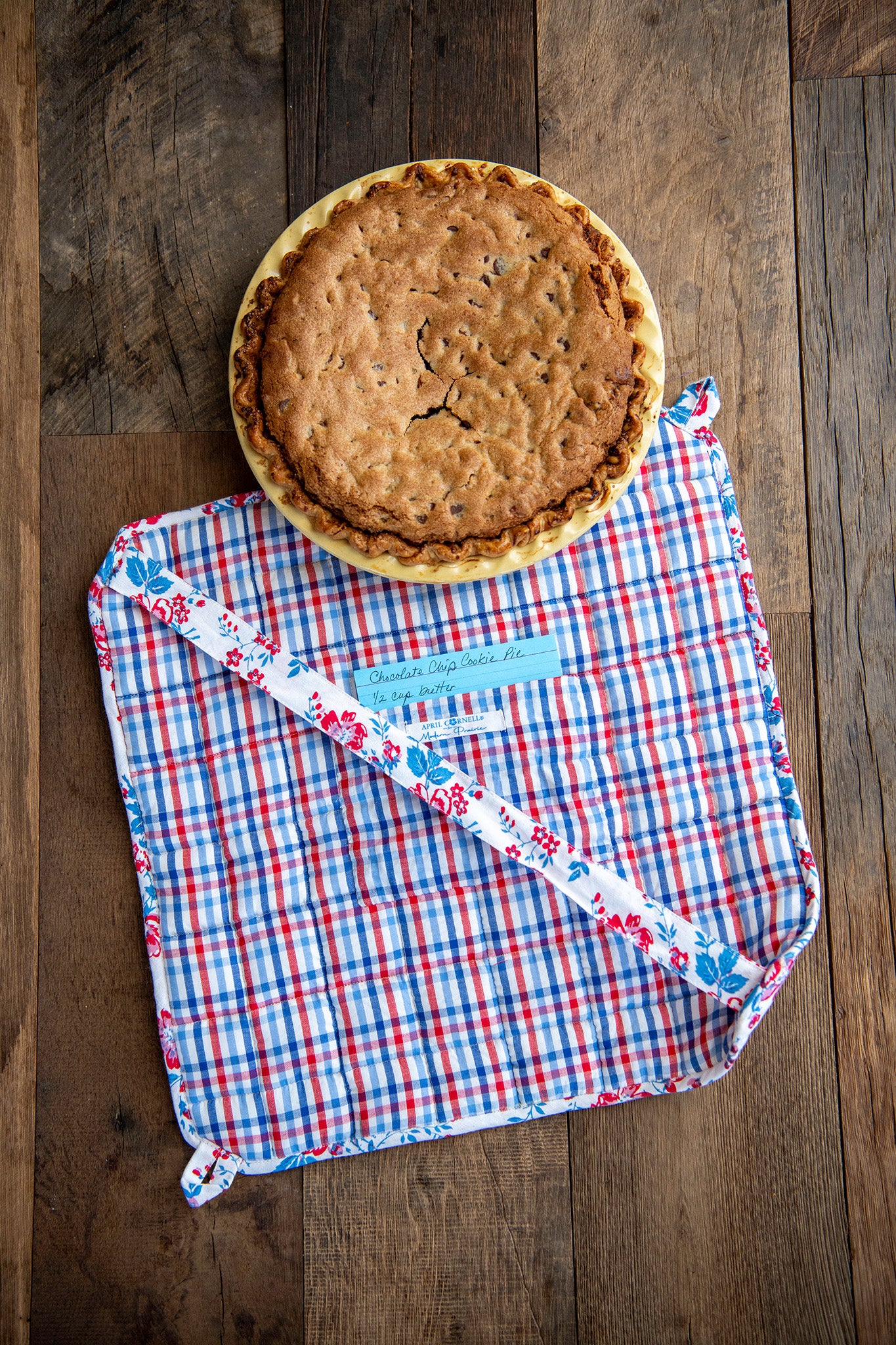 Magnolia Pie Carrier