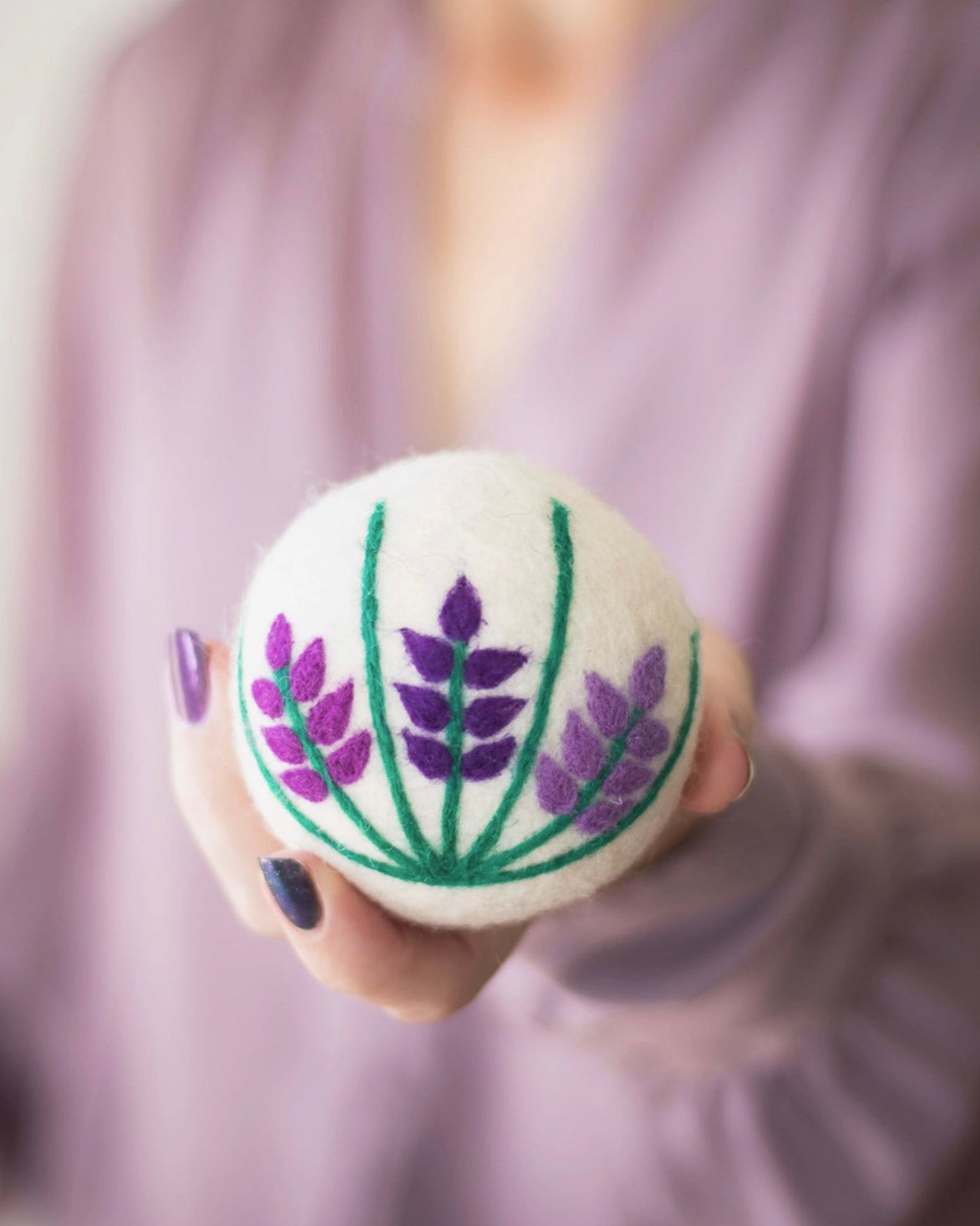 Lavender Fields Eco-Dryer Balls w/ Bee, Set of 3