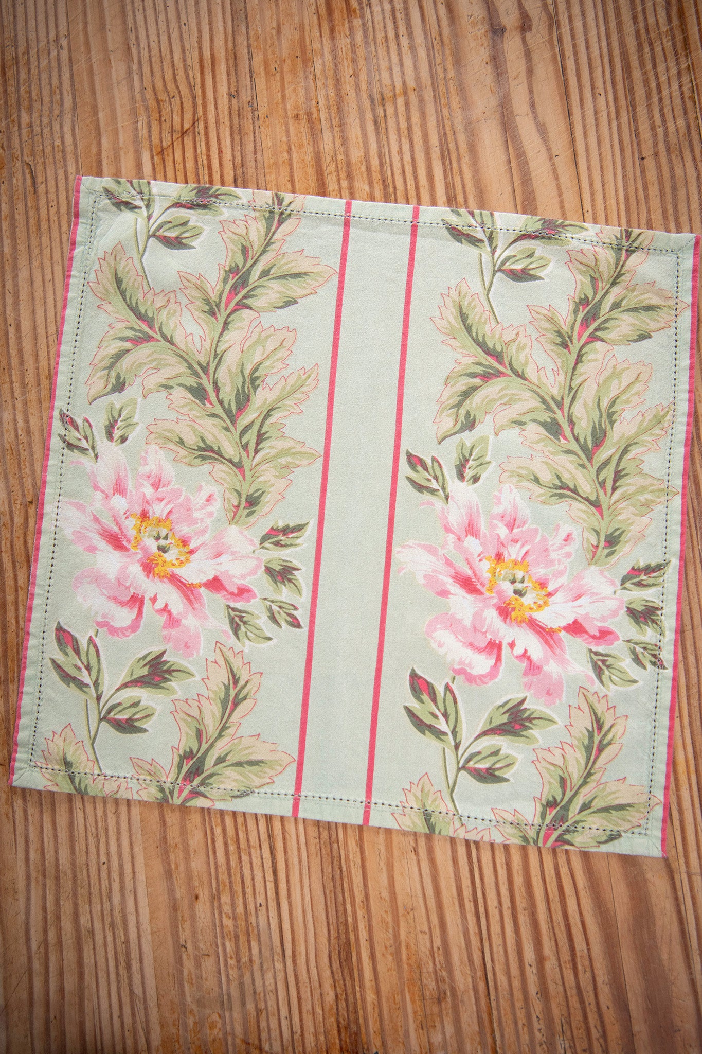 Spring Splendor Luncheon Napkins, Set of 4