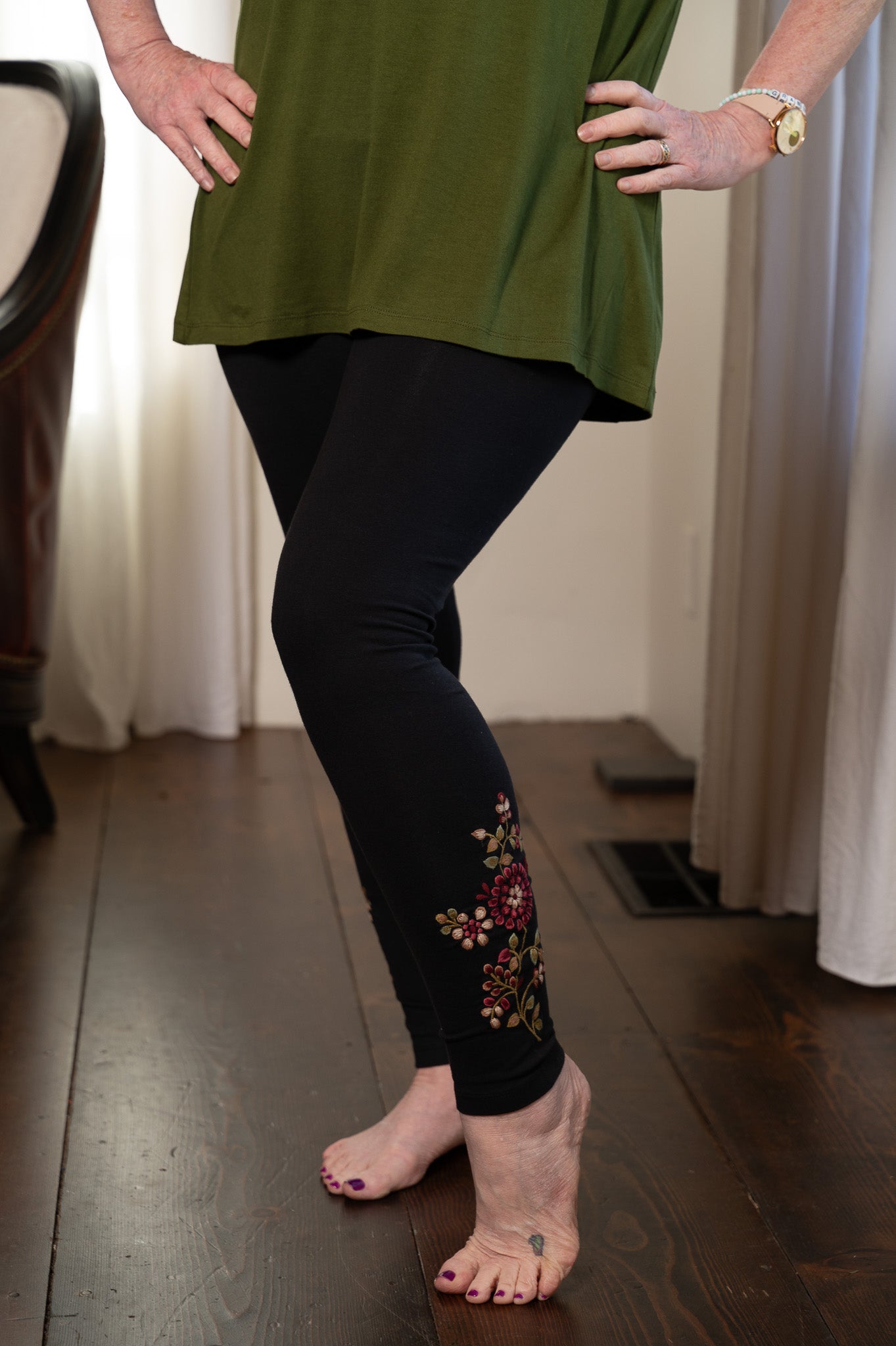 Tapestry Legging in Black